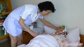 Beamy granny seduces a nurse into having sex with her